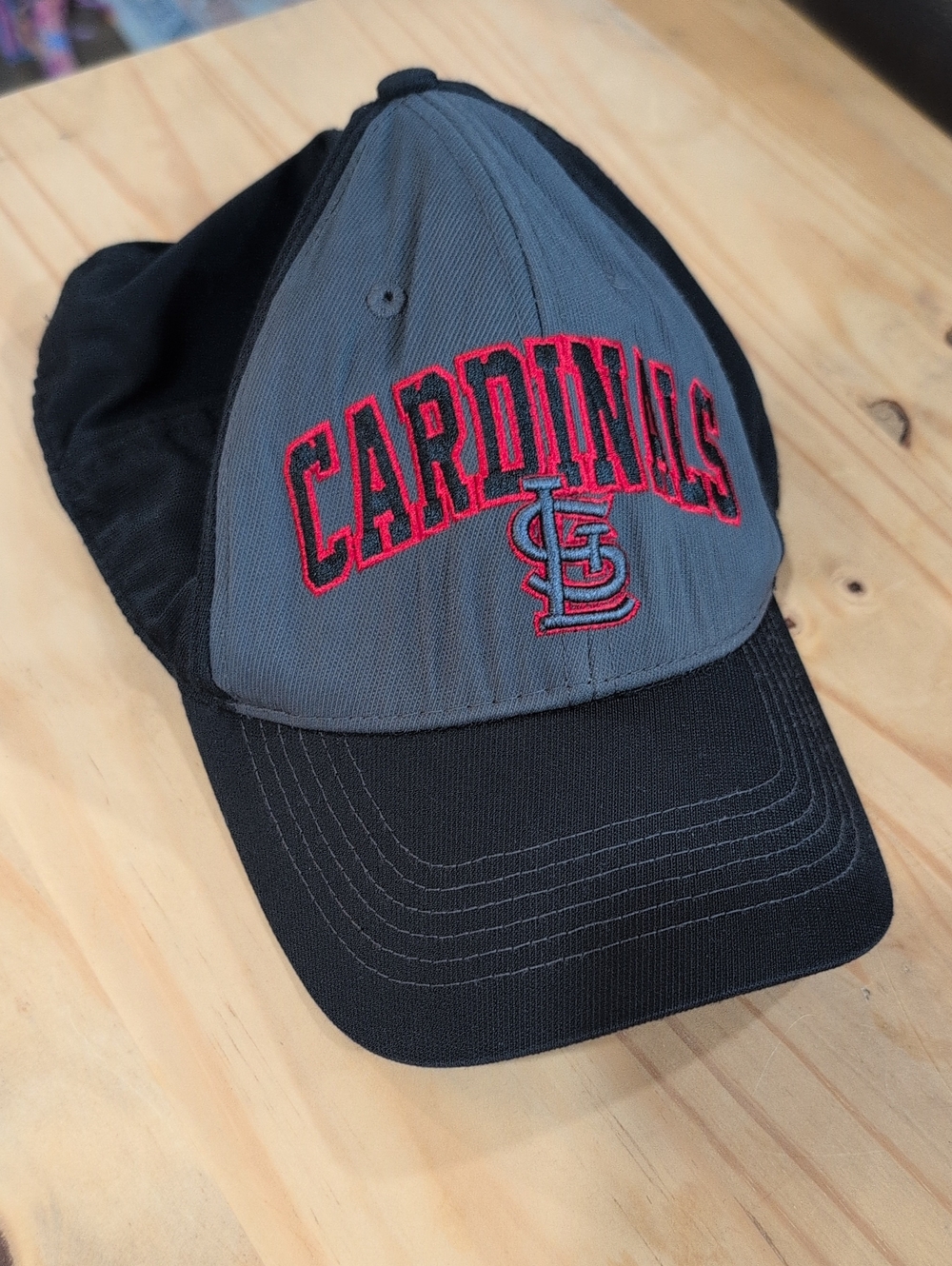 St. Louis Cardinals Two-Tone Gray and Black Cap with Red Embroidery